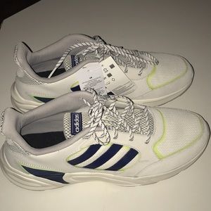 90’s Valasion off white adidas